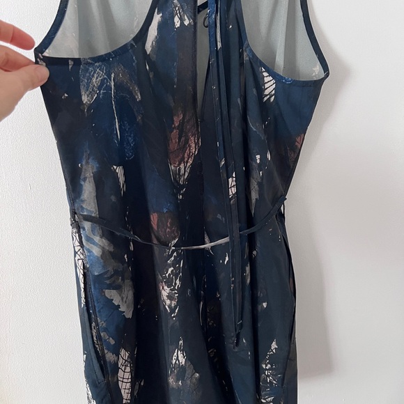 lululemon Wanderlust Pilgrim Romper RARE - Picture 6 of 7